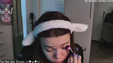 Snapshot of alinabae chatting on 02-25-25, 12:03 Alina and Ben online show from 02-25-25, 12:03