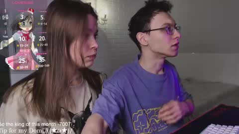 Snapshot of alinabae chatting on 03-12-25, 10:26 Alina and Ben online show from 03-12-25, 10:26