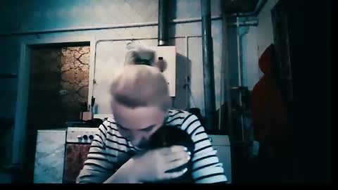 Snapshot of alinafrey_ chatting on 01-11-26, 05:56 Alina online show from 01-11-26, 05:56