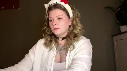 Alina online show from 03-31-26, 09:26