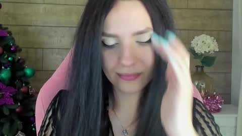 Snapshot of alinamarshal chatting on 01-08-26, 04:26 AlinaMarshal online show from 01-08-26, 04:26