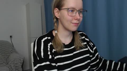 alinasei online show from 11-22-25, 05:45