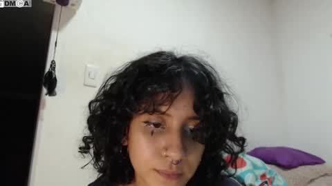 Snapshot of alinawoolf_ chatting on 12-14-25, 05:35 Ali online show from 12-14-25, 05:35