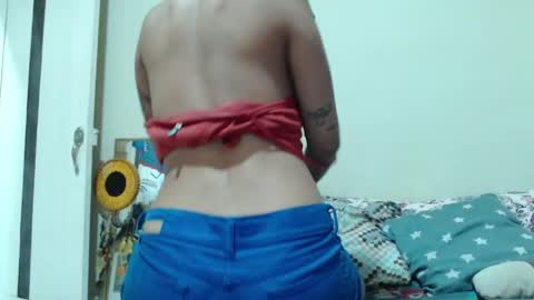 Snapshot of alinawoolf_ chatting on 05-31-26, 02:53 Ali online show from 05-31-26, 02:53