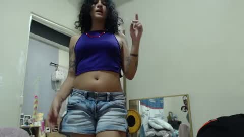 Snapshot of alinawoolf_ chatting on 06-21-26, 03:53 Ali online show from 06-21-26, 03:53