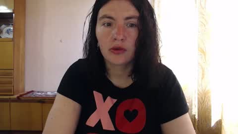 Snapshot of alinaxjames chatting on 04-20-26, 09:12 AlinaxJames online show from 04-20-26, 09:12