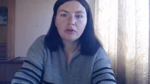 Snapshot of alinaxjames chatting on 04-22-26, 08:17 AlinaxJames online show from 04-22-26, 08:17