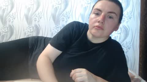 Snapshot of alinaxjames chatting on 06-29-26, 07:58 AlinaxJames online show from 06-29-26, 07:58