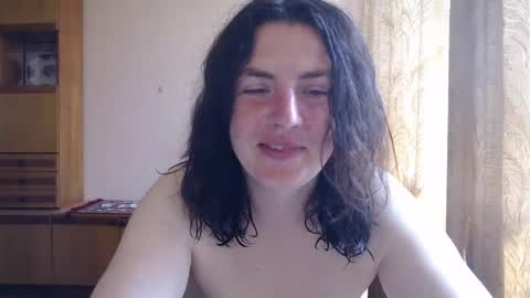 Snapshot of alinaxjames chatting on 07-14-26, 10:21 AlinaxJames online show from 07-14-26, 10:21