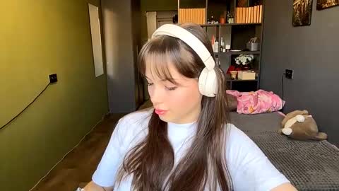 Alice online show from 12-02-25, 06:08