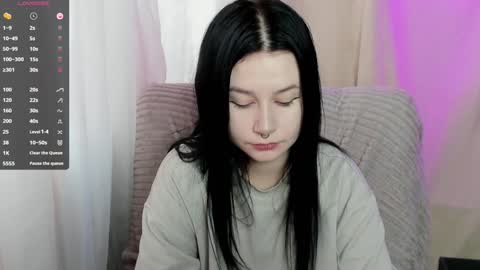 Aline Greeeen online show from 01-17-25, 04:39