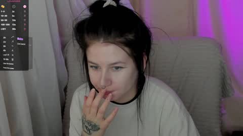 Aline Greeeen online show from 02-06-25, 03:52