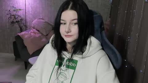 Aline Greeeen online show from 09-27-25, 05:12