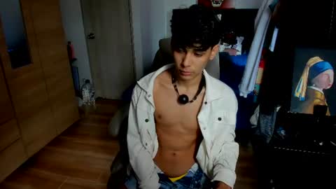 Snapshot of aliotttwink chatting on 07-03-26, 01:50 AliotTwink online show from 07-03-26, 01:50