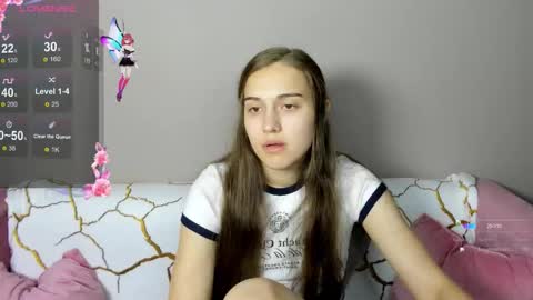 Snapshot of alisa__kelly chatting on 10-03-25, 01:24 alisa__kelly online show from 10-03-25, 01:24