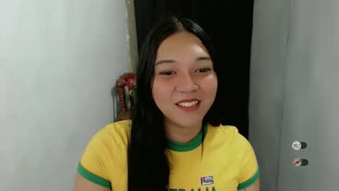 Shanti xhey online show from 09-19-25, 01:56