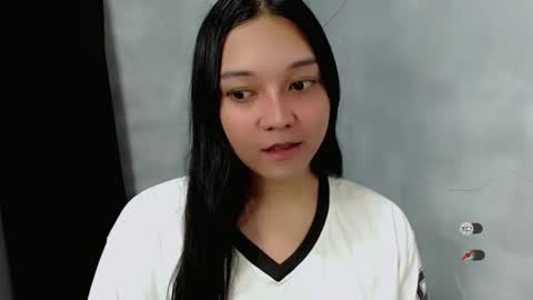 Shanti xhey online show from 10-15-25, 04:51