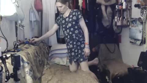 Alisa  Marta liska  online show from 11-18-25, 08:46