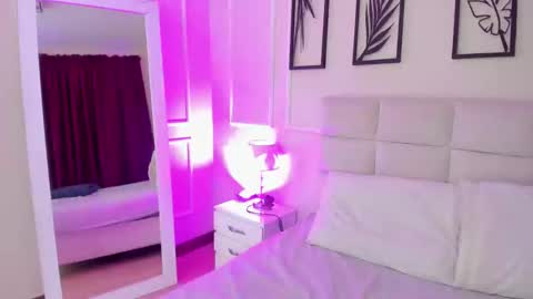     online show from 02-04-25, 07:00