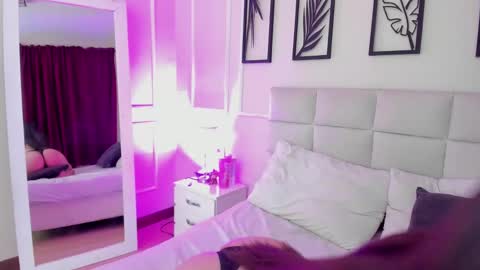     online show from 03-10-25, 07:50