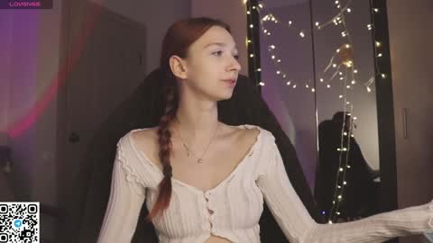 Snapshot of alisaa_01 chatting on 01-18-25, 03:42 Alice                                   Fansly Alisa01 online show from 01-18-25, 03:42