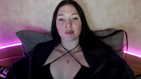 Snapshot of alisaadoll chatting on 11-26-25, 01:23 alisaadoll online show from 11-26-25, 01:23