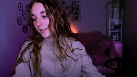 Alisa online show from 10-20-25, 02:39