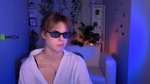 Snapshot of alisabliss chatting on 07-01-26, 01:18 Alisa online show from 07-01-26, 01:18
