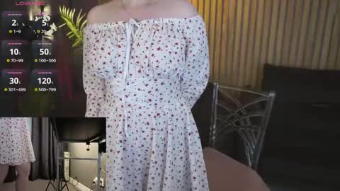Snapshot of alisagrace chatting on 05-15-26, 12:56 alisagrace online show from 05-15-26, 12:56