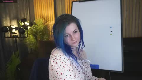Snapshot of alisagrace chatting on 05-20-26, 12:44 alisagrace online show from 05-20-26, 12:44