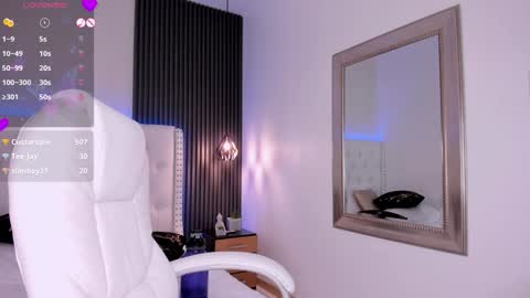 Snapshot of aliscollinss chatting on 01-05-25, 08:43 alis online show from 01-05-25, 08:43