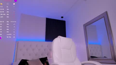 Snapshot of aliscollinss chatting on 03-08-25, 08:33 alis online show from 03-08-25, 08:33