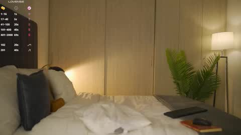 buy my videos follow me in my new instagram fernanda699  online show from 03-10-26, 11:32