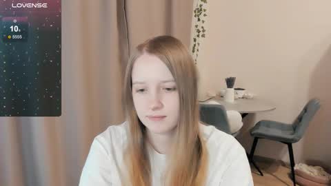 Alya online show from 11-18-25, 06:34