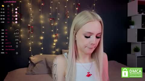 Snapshot of alishaaneta chatting on 02-20-26, 01:55 Alisha online show from 02-20-26, 01:55