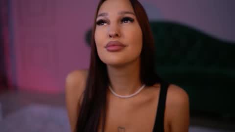Snapshot of alisharossen chatting on 10-11-25, 05:39 alisharossen online show from 10-11-25, 05:39