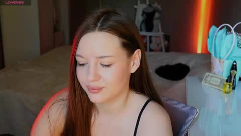 Snapshot of alisia_here chatting on 04-11-26, 11:47 Hey there Im a Hookah Girl online show from 04-11-26, 11:47