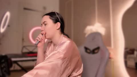 Snapshot of alisia_mars chatting on 02-22-25, 11:57 Alisia online show from 02-22-25, 11:57