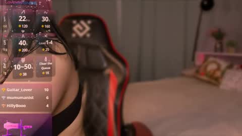 Snapshot of alisia_mars chatting on 02-25-25, 12:24 Alisia online show from 02-25-25, 12:24