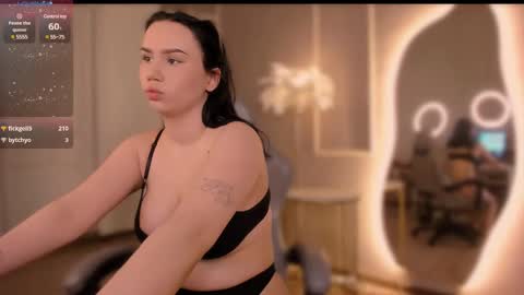 Snapshot of alisia_mars chatting on 03-08-25, 06:21 Alisia online show from 03-08-25, 06:21