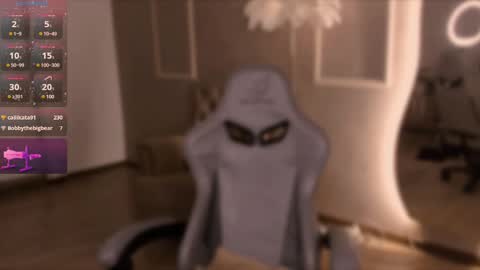 Snapshot of alisia_mars chatting on 03-08-25, 10:54 Alisia online show from 03-08-25, 10:54