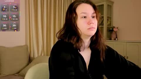 Snapshot of alisia_mars chatting on 12-04-25, 06:01 Alisia online show from 12-04-25, 06:01