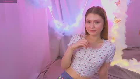 Alisia online show from 10-13-25, 11:21