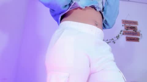 Alisia online show from 10-12-25, 03:38