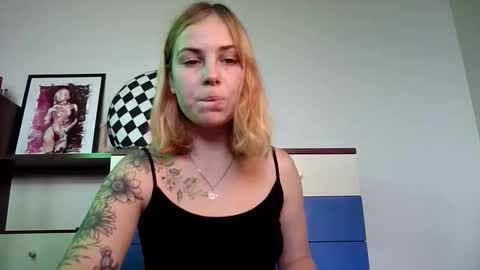 Alisa online show from 10-27-25, 10:41