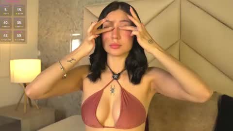 Snapshot of alison222_ chatting on 07-15-26, 11:48 A L I S O N online show from 07-15-26, 11:48