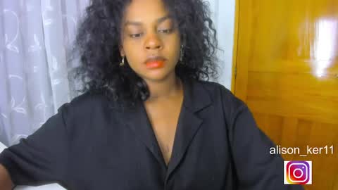 Snapshot of alison_ker chatting on 06-03-26, 06:49 Sofias house online show from 06-03-26, 06:49
