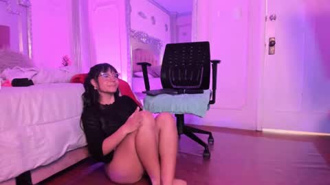 Alison Fishert online show from 01-24-25, 06:04