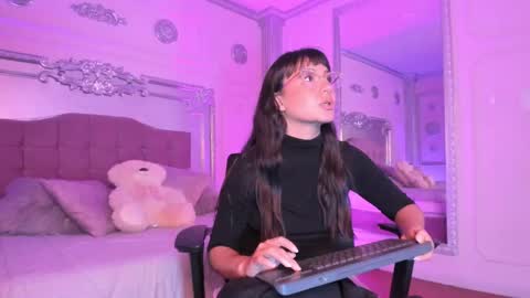 Alison Fishert online show from 02-19-25, 12:00