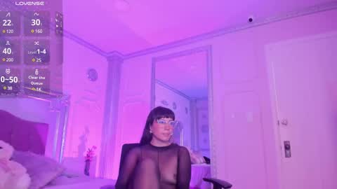 Alison Fishert online show from 03-06-25, 11:58